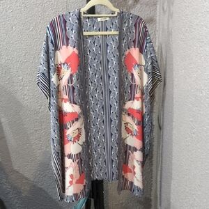 Max Studio Navy and White Patterned Kimono